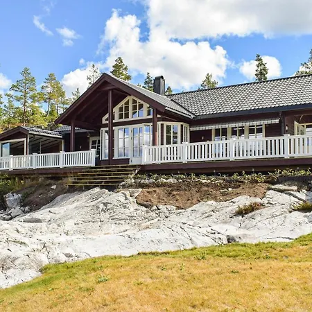 4 Bedroom Nice In *